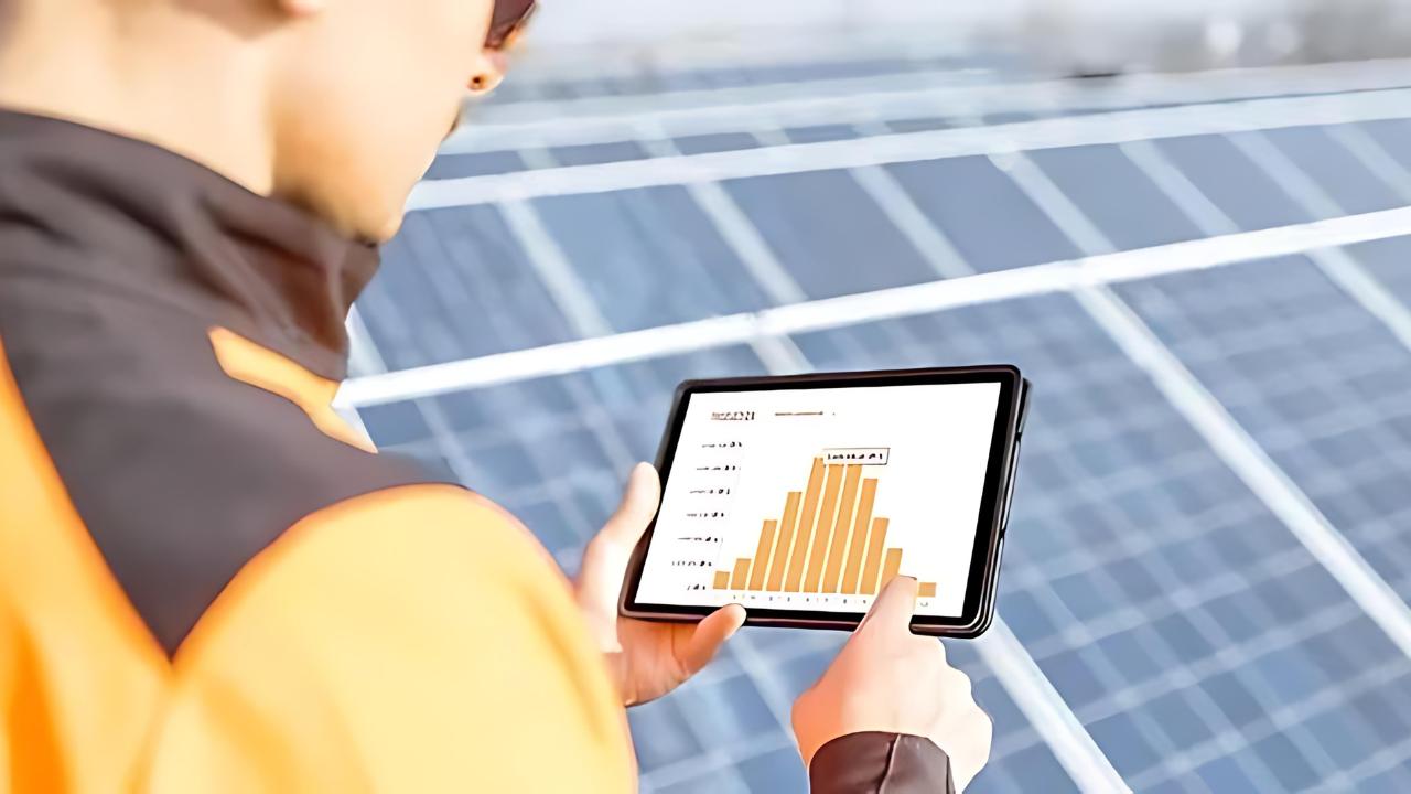 solar-panel-roi-how-long-until-your-investment-pays-off solar-panel-roi-how-long-until-your-investment-pays-off.
