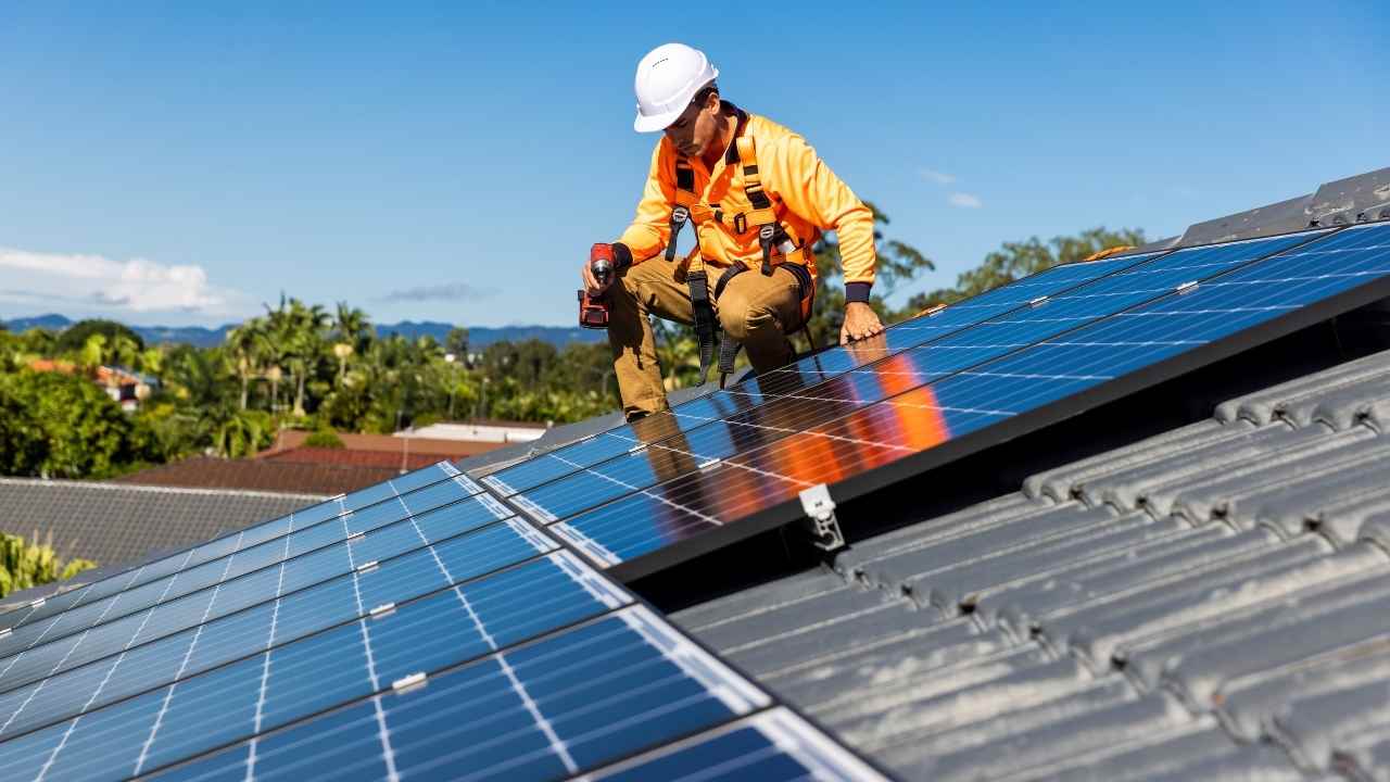 bifacial-solar-panels bifacial-solar-panels