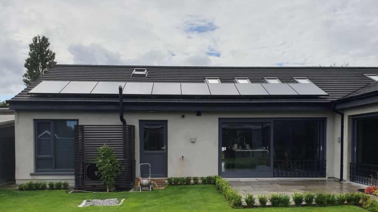 How to Connect Solar PV to Your Domestic Electrical Supply? 2 set-up-your-panels